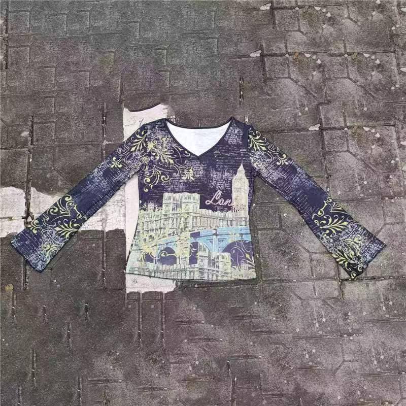 COMFORTABLE DRILL V-NECK FLARED LONG-SLEEVED TOP