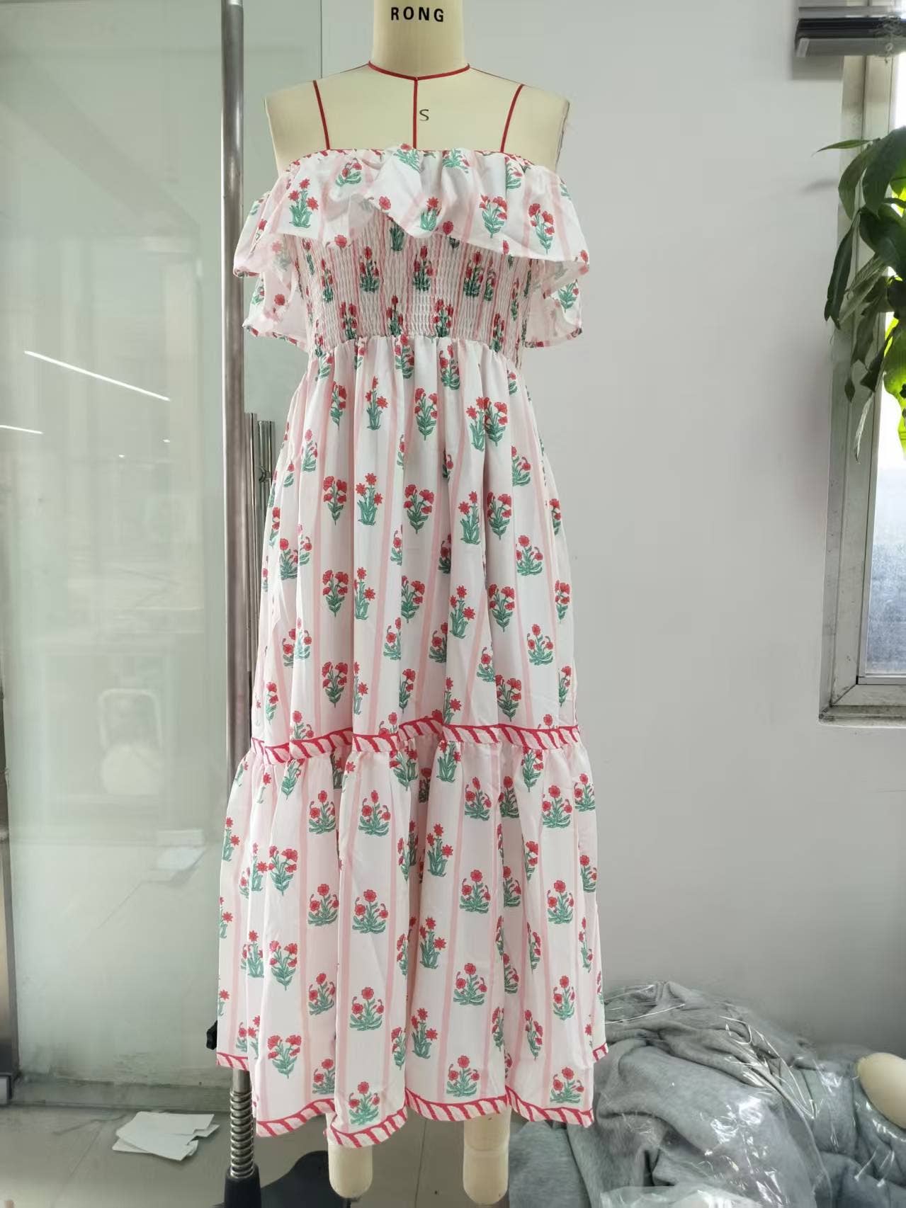 Elegant plant-printed wood ear dress