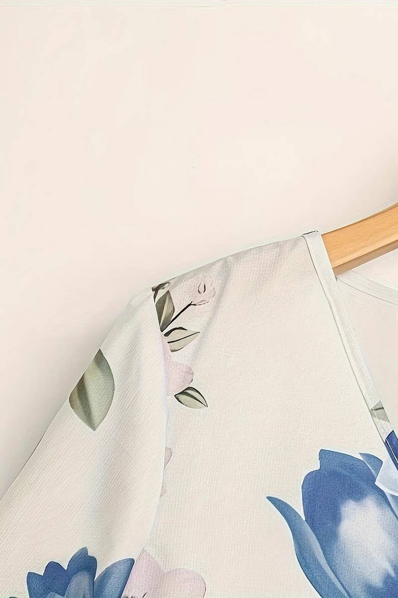 CWTSTS0746_SUMMER FLORAL PRINT V-NECK SHIRT