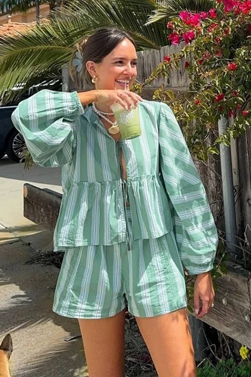 CWSTB1391_STRIPED LACE-UP BALLOON SLEEVE SHORTS SET