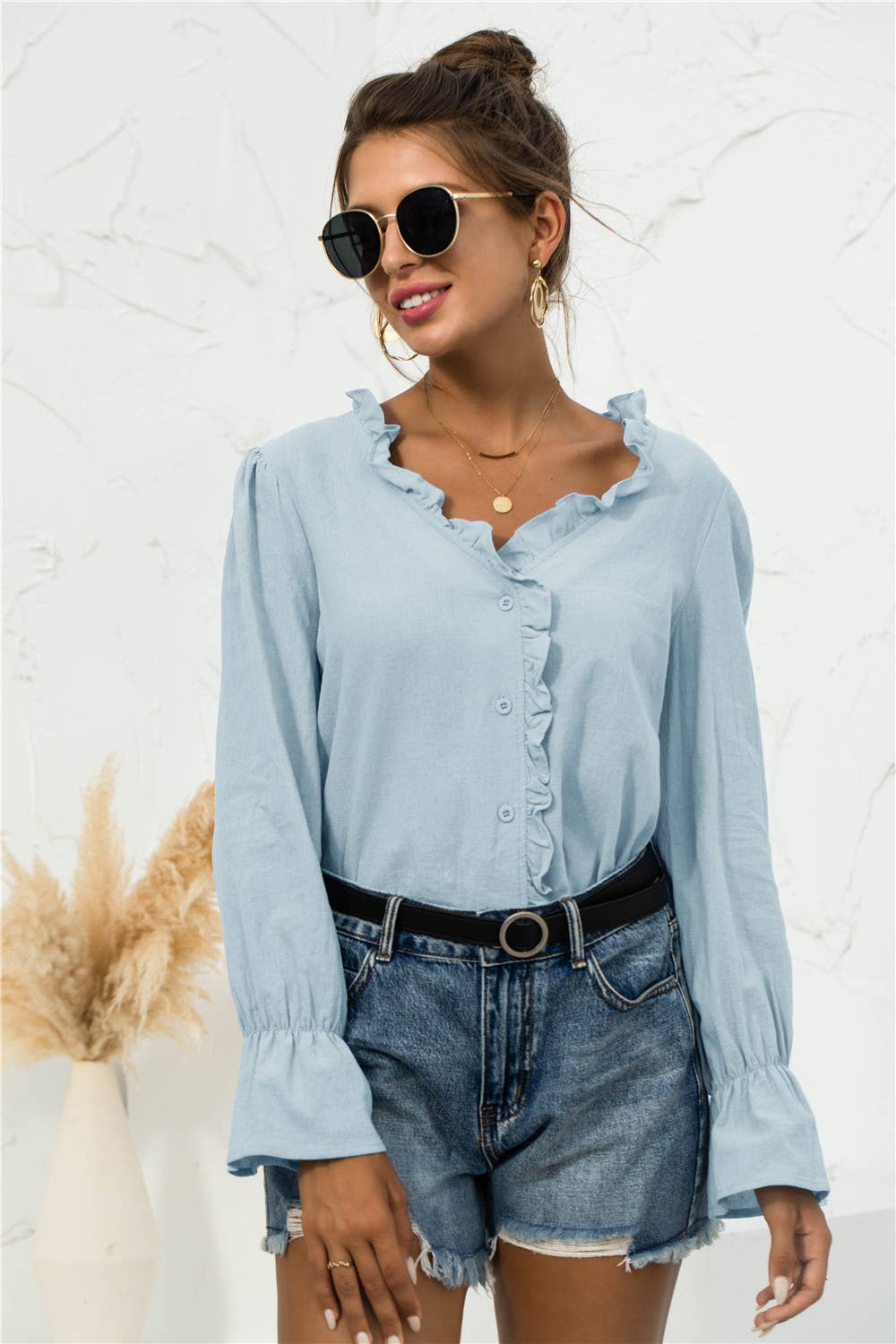 Casual V-neck ruffled button-down shirt