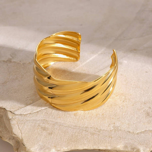 Retro Wave Design 18K Gold Steel Open Bangle