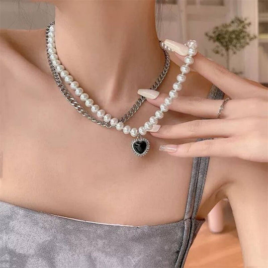 TEMPERAMENT EXAGGERATED HEART PENDANT NECKLACE
