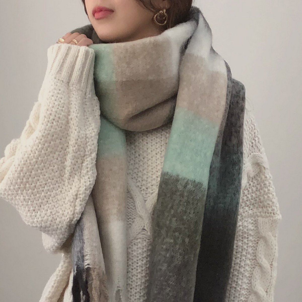 Colorful Tartan Scarf ? Cozy Thick Winter Wrap