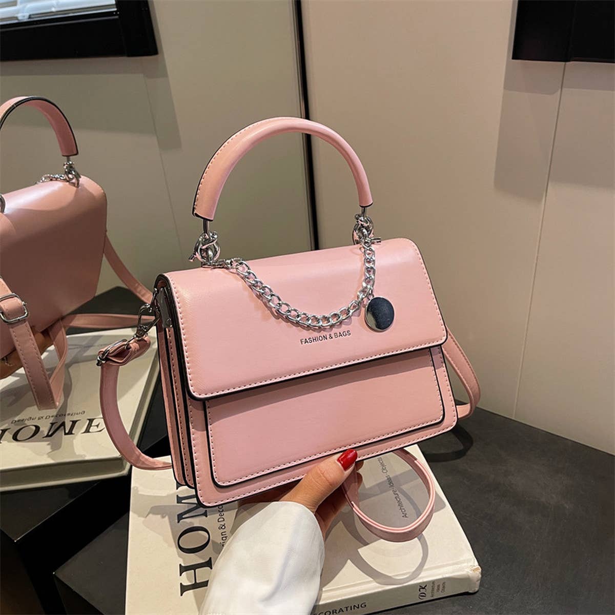 WOMEN CHAIN SHOULDER CROSSBODY SMALL SQUARE BAG_CWAB1548