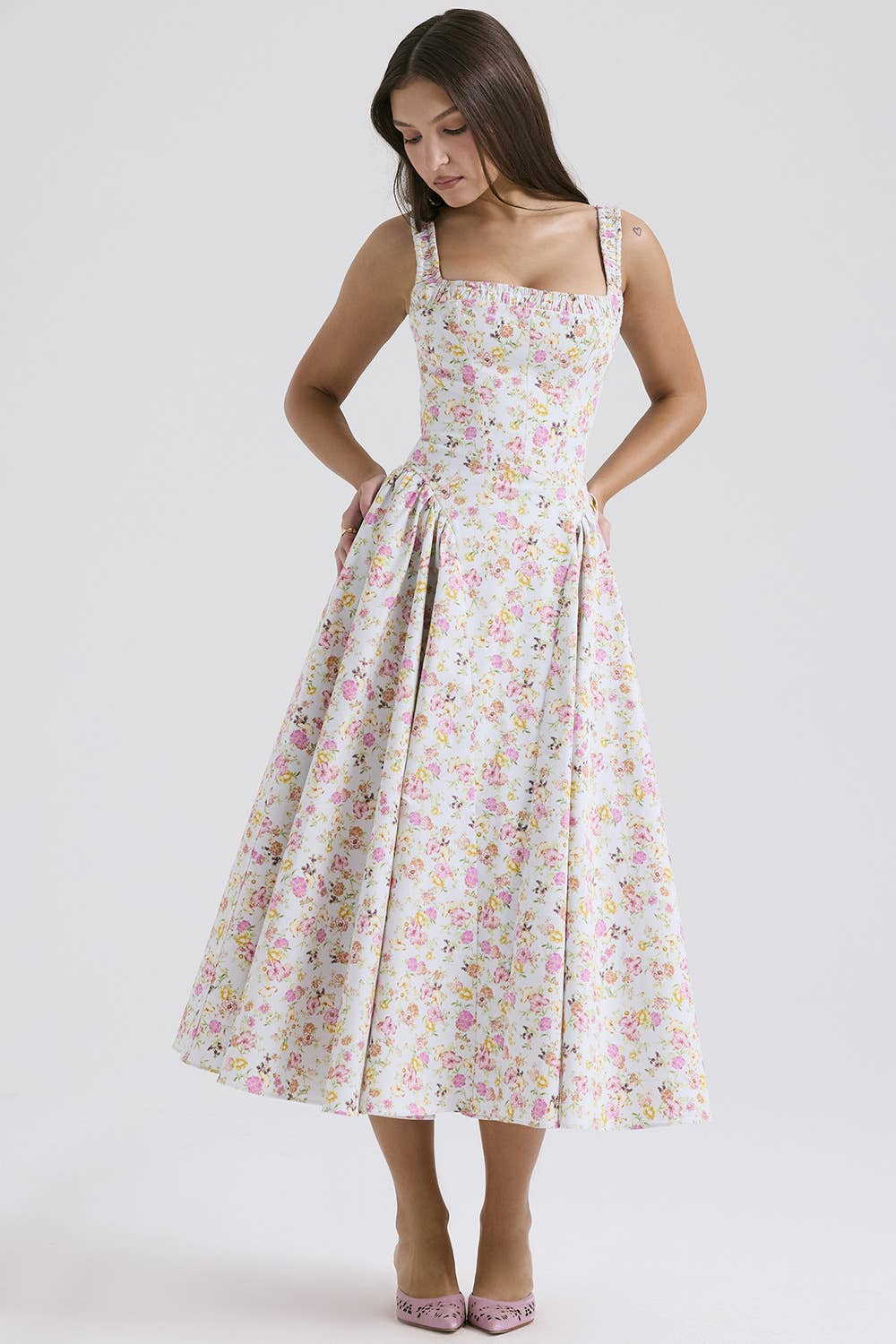 FLORAL BOHO CHIC HALTER DRESS WITH SLIMMING WAIST