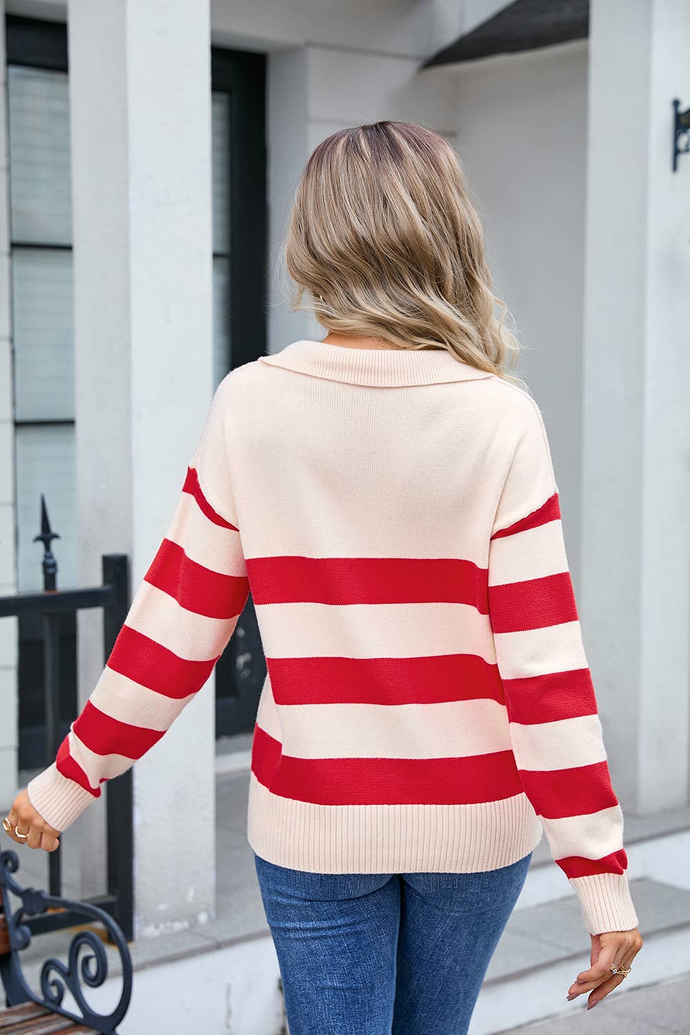 CONTRASTING STRIPED PLOL COLLAR KNIT SWEATER