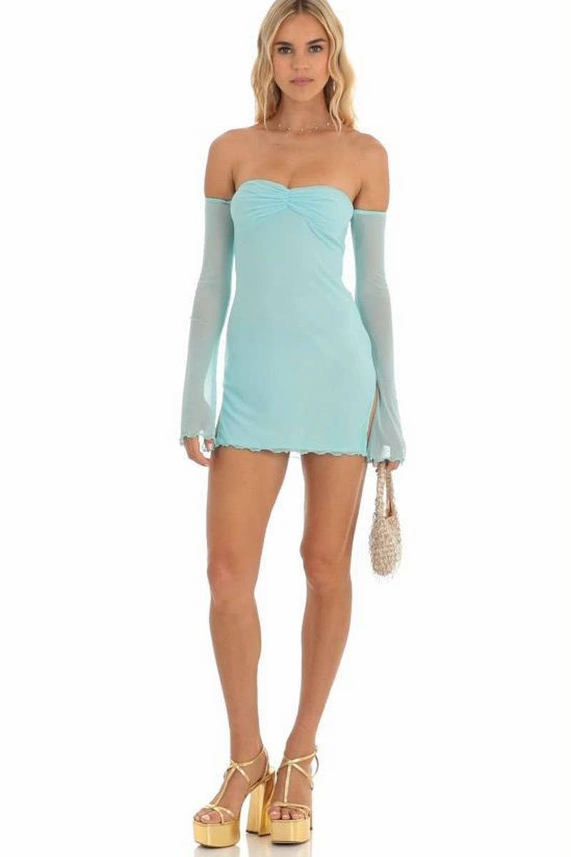 CWDTD0481_OFF SHOULDER FLARE SLEEVE STRAPLESS BODYCON DRESS