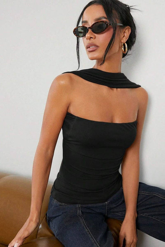 CWTTT0078_STRAPLESS HALTER BACKLESS FITTED TANK TOP