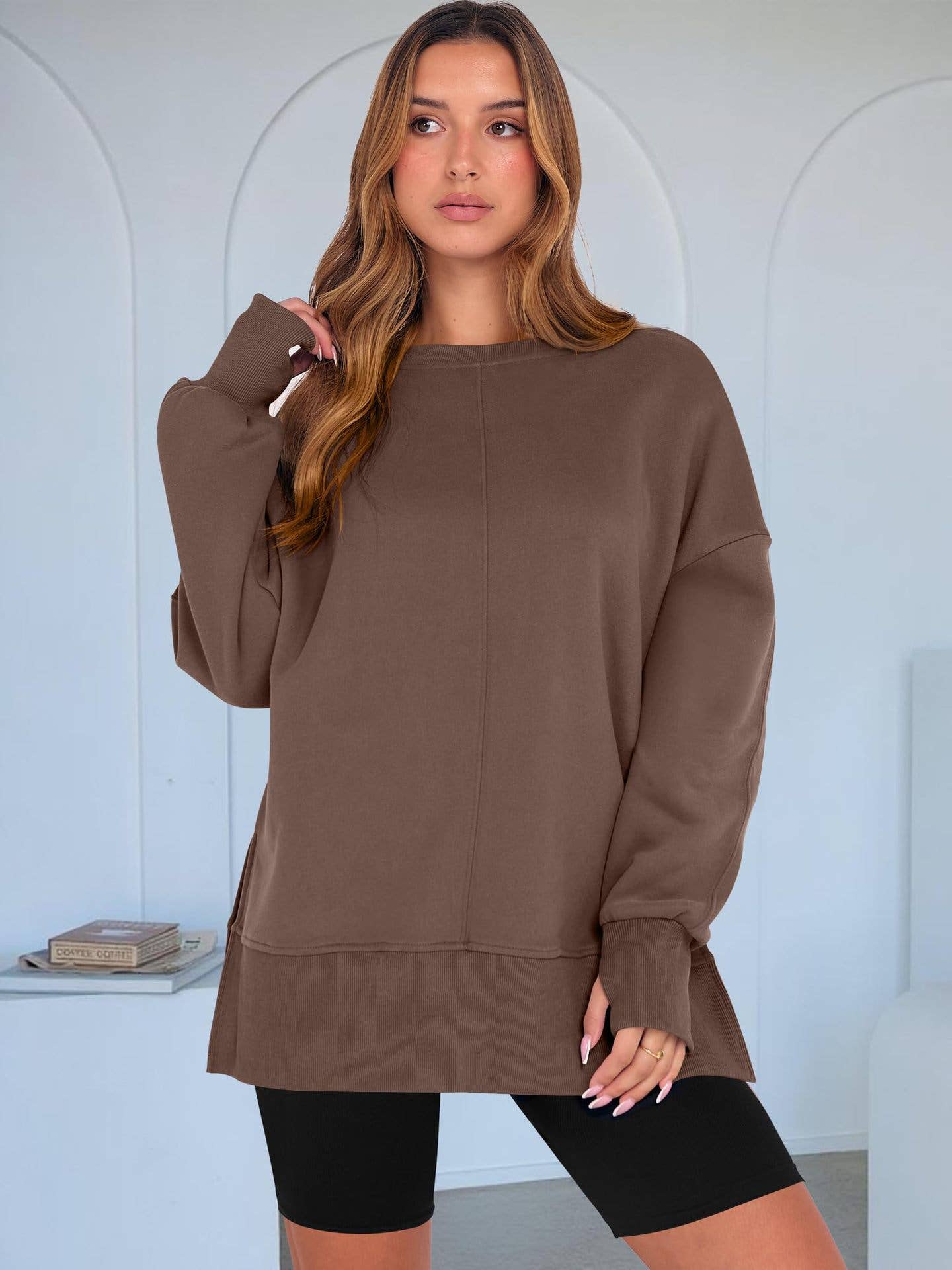 Casual round-neck loose sporty split sweatshirt