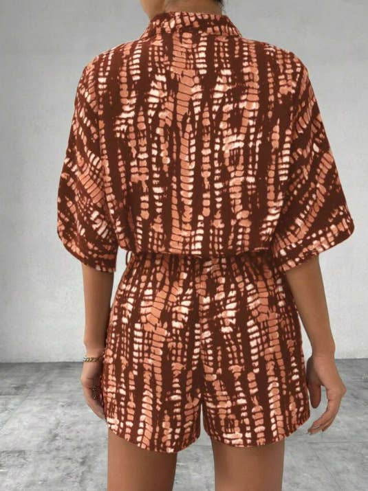 Casual and fashionable striped one-piece shorts