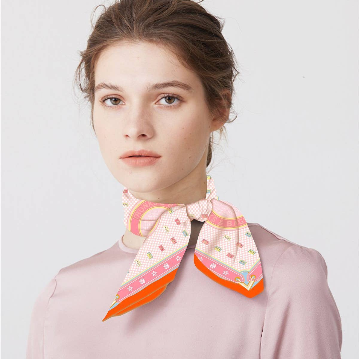 WOMEN OUTERWEAR THIN SQUARE SCARF