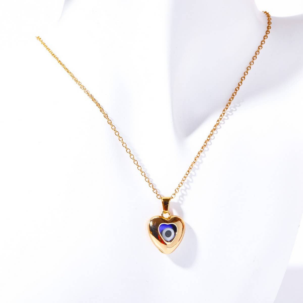 Devil's Eye Zircon Heart Pendant Necklace