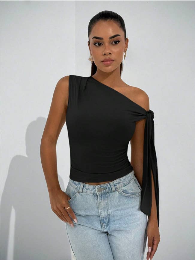 Body-hugging, ribbon-tied, diagonal tie,top