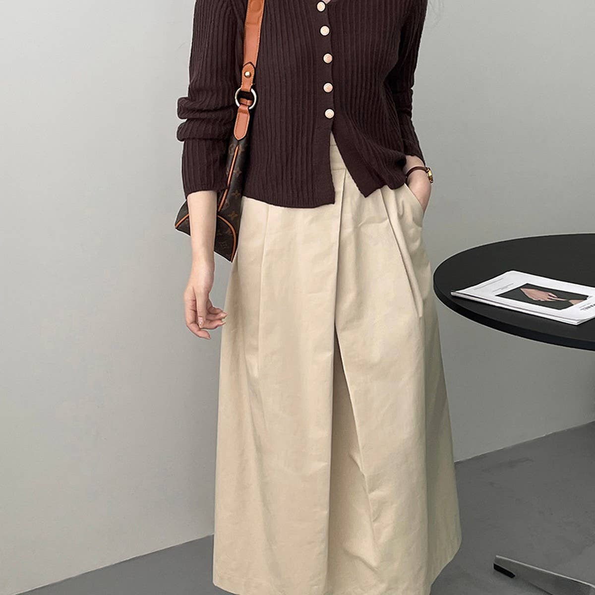 Design sense irregularly pleated A-line skirt