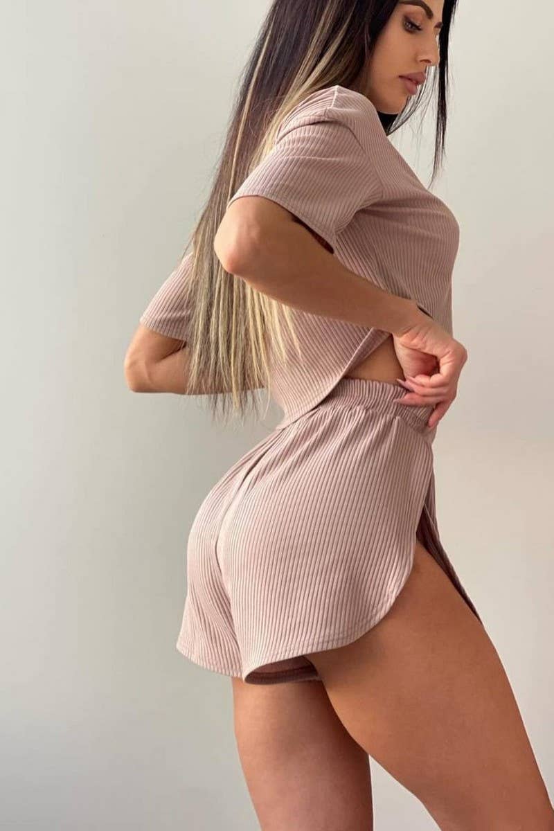 CWSTB1365_SHORT ROUND NECK T-SHIRT TOP SHORTS TWO-PIECE SET