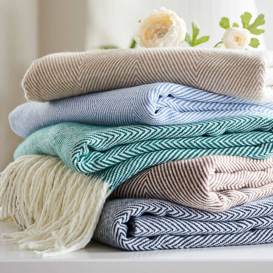 WOVEN JACQUARD TASSEL THROW BLANKET_CWMM1472