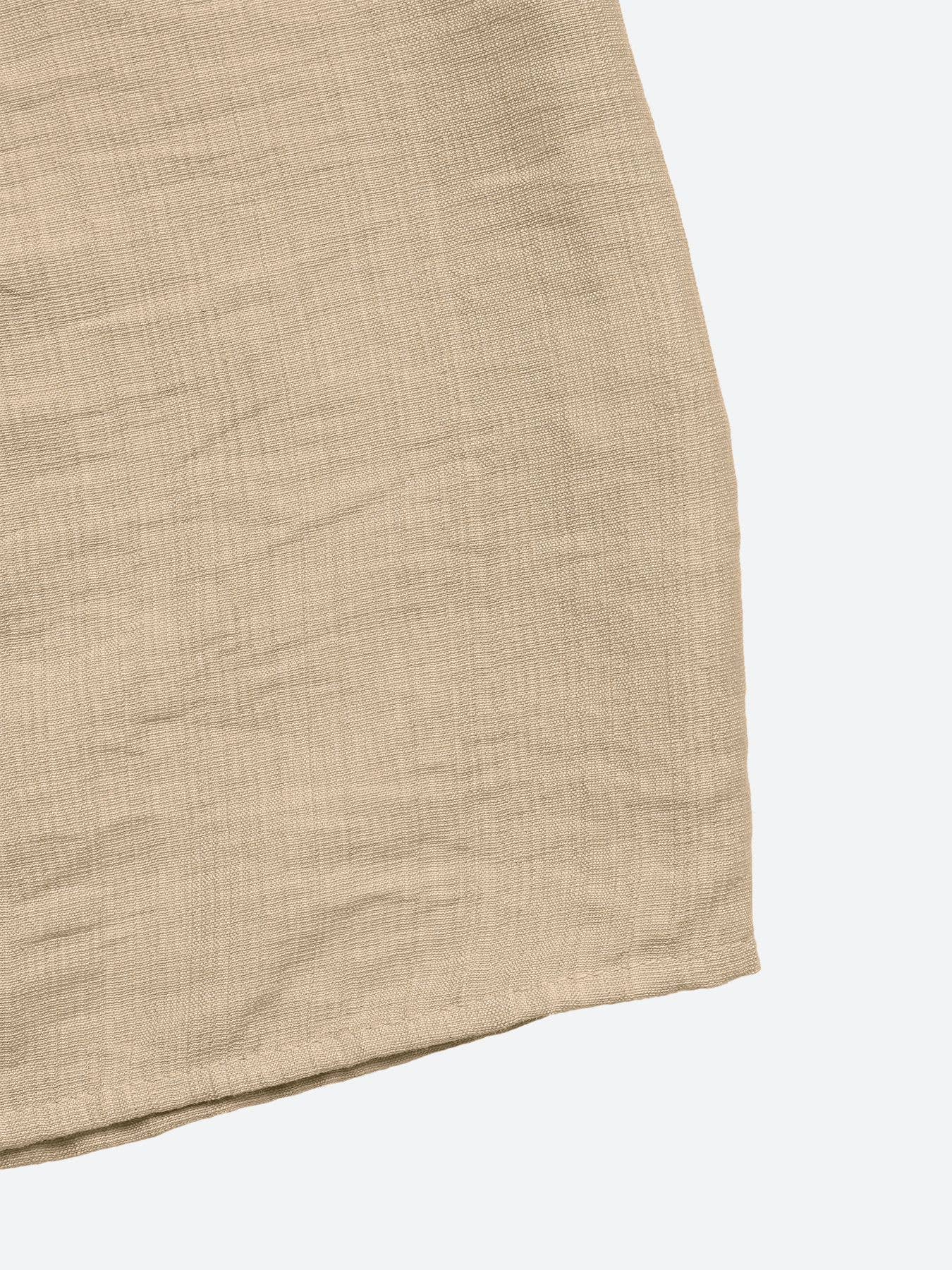 A casual solid-color layered tie A-line skirt