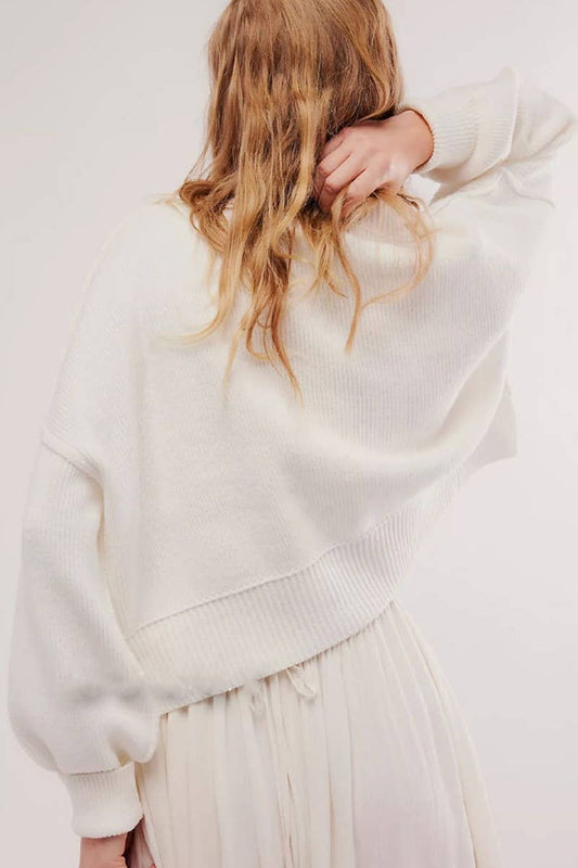 CWOSWL5854_SOLID COLOR CROP SWEATER WITH LONG SLEEVES