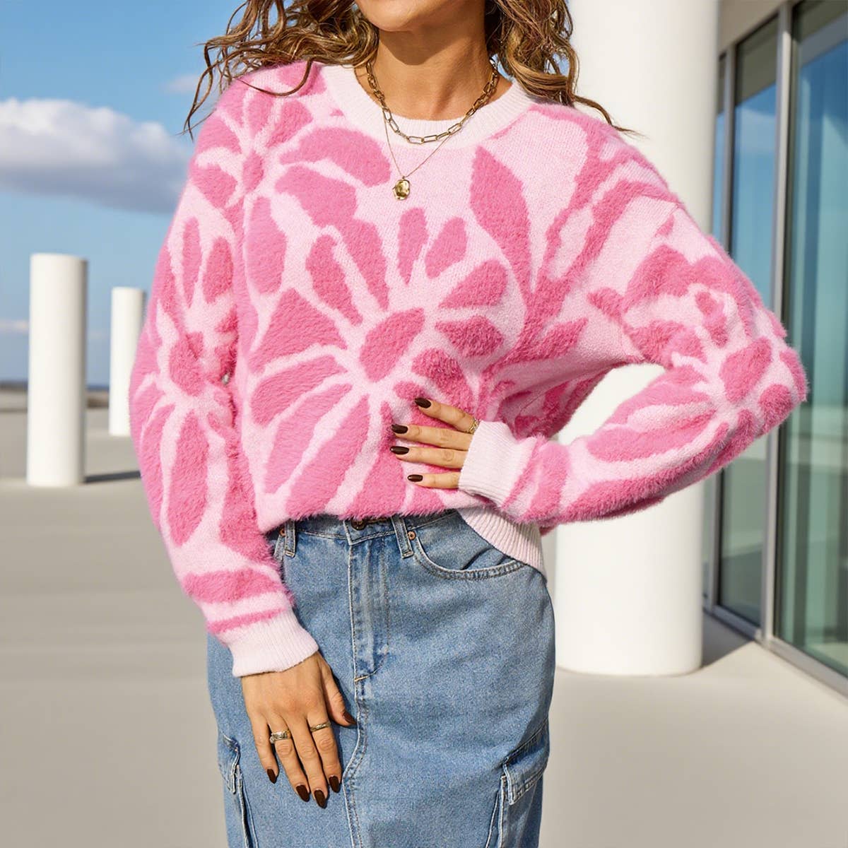 Fluffy flower round-neck warm knitted sweater