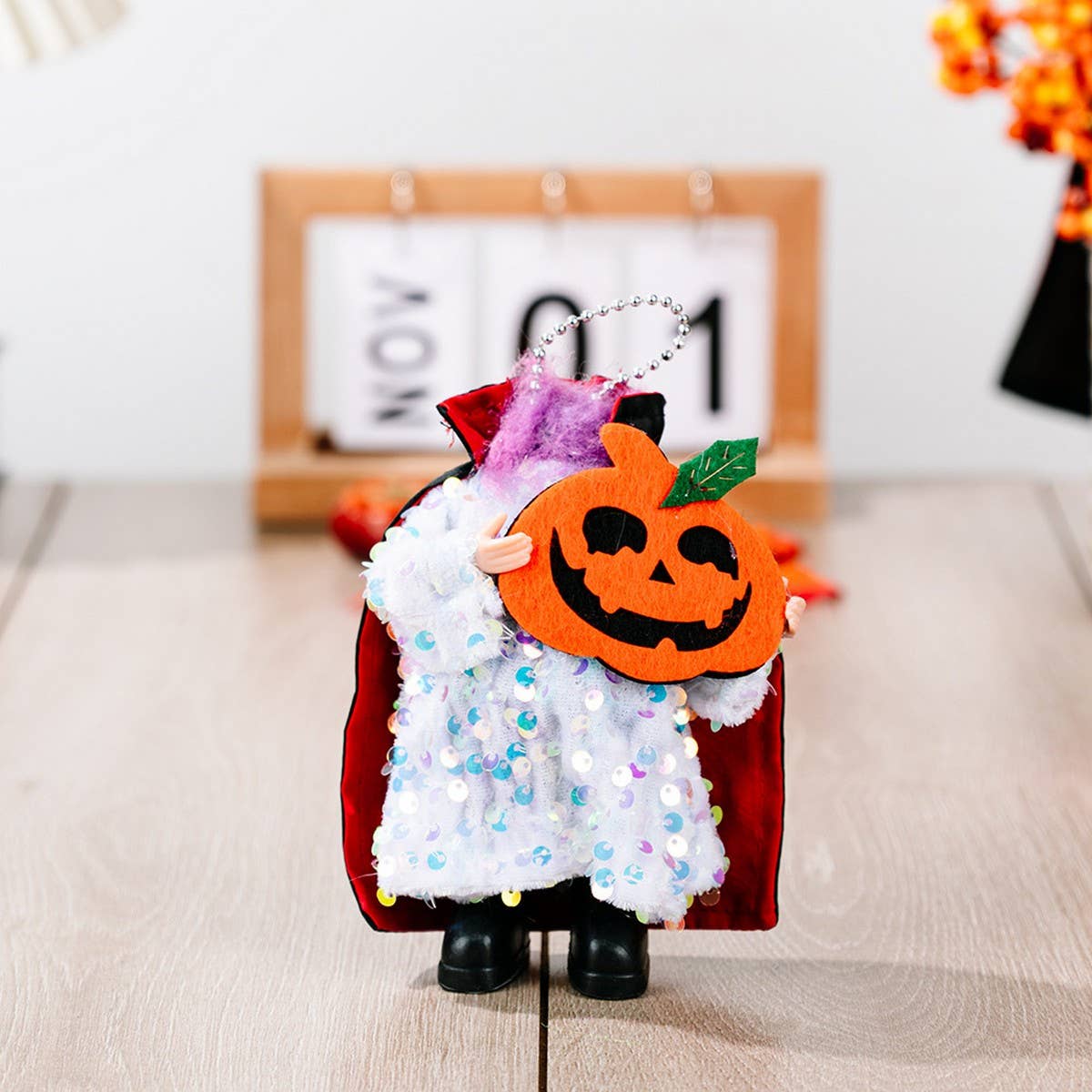 CWMM10262_HALLOWEEN HEADLESS DEMON VAMPIRE PUMPKIN DECOR