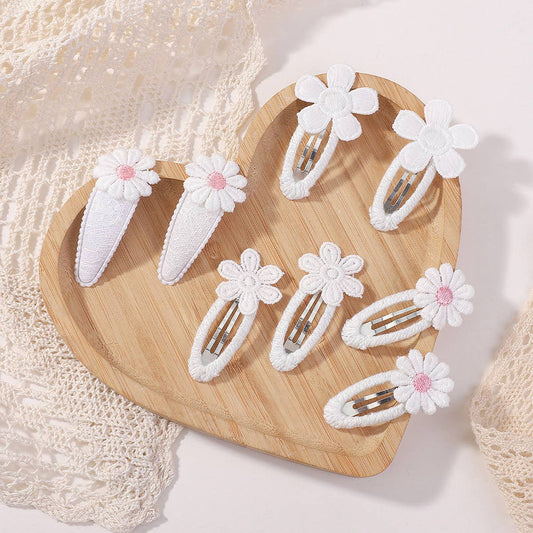 FRESH DAISY HANDMADE HAIR CLIP