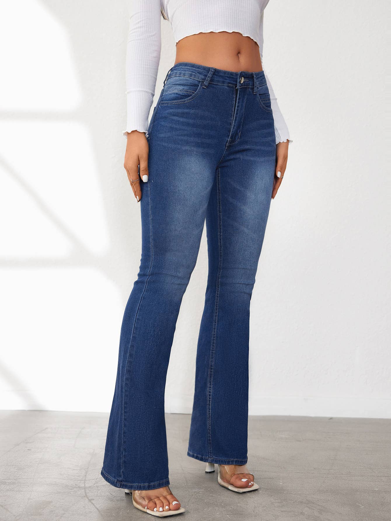 Basic flared long washed denim jeans
