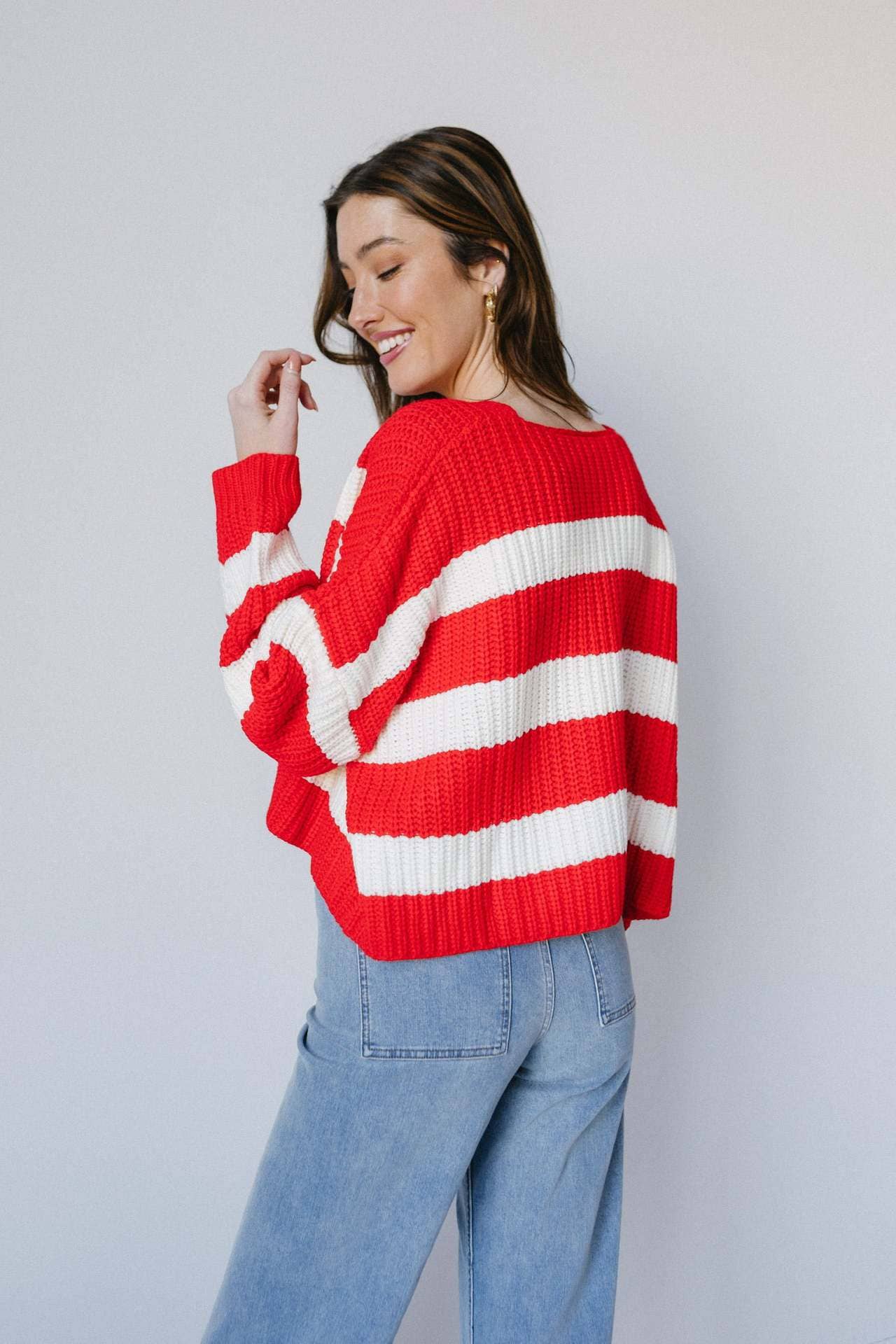 Casual striped long-sleeved V-neck cardigan