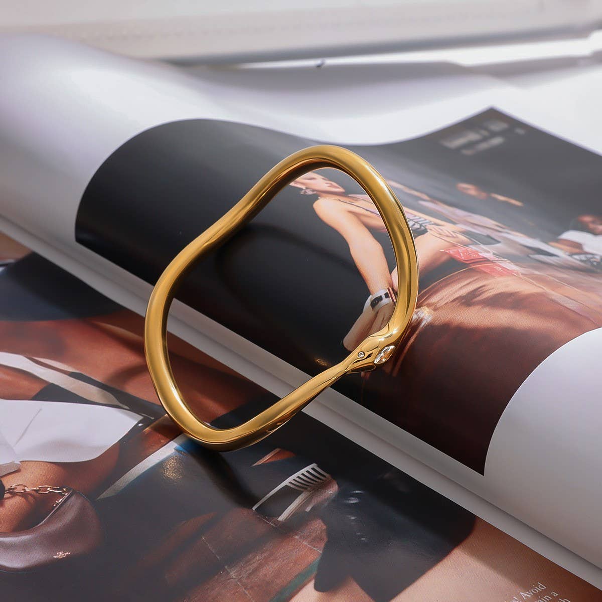 18K Gold Snake Bangle in Stainless Steel_CWAJE4646