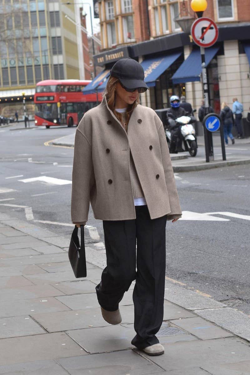 CWOCO1112_SOLID COLOR RETRO V-NECK BROWN WOOLEN COAT