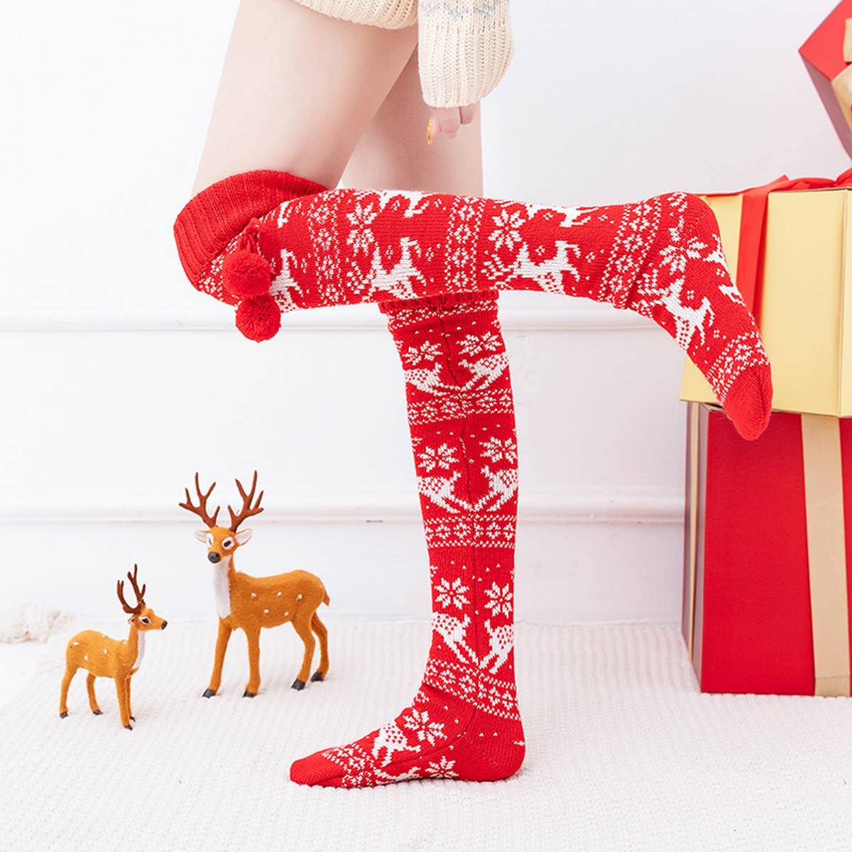 CHRISTMAS ELK BALL LONG KNEE-HIGH SOCKS