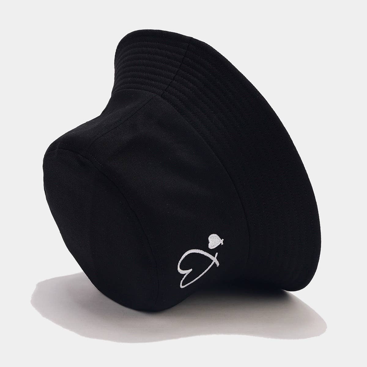 CWAH3173_FASHIONABLE HEART EMBROIDERED BUCKET HAT