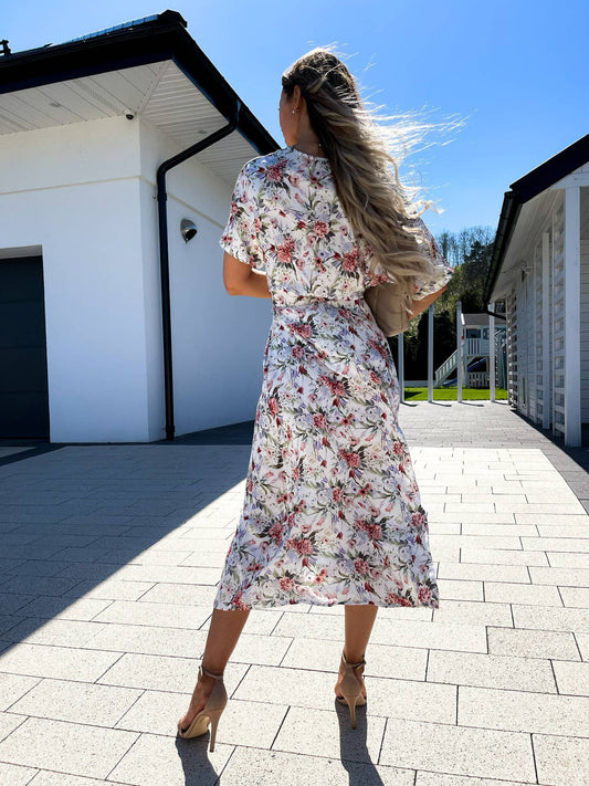 FLORAL FRESH SWEET V-NECK SHORT SLEEVE DRESS