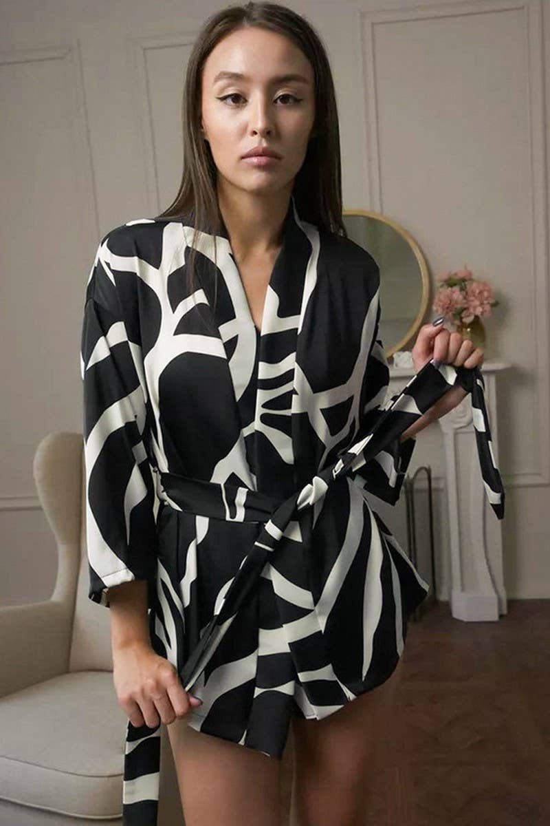 CWSPJ0415_PRINTED LACE-UP ROBE SHORTS TWO-PIECE SET