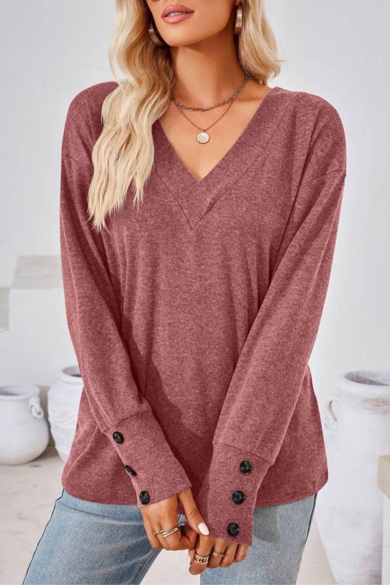 CWTBLL2693_WINTER V-NECK LONG SLEEVE BUTTON-UP TOP