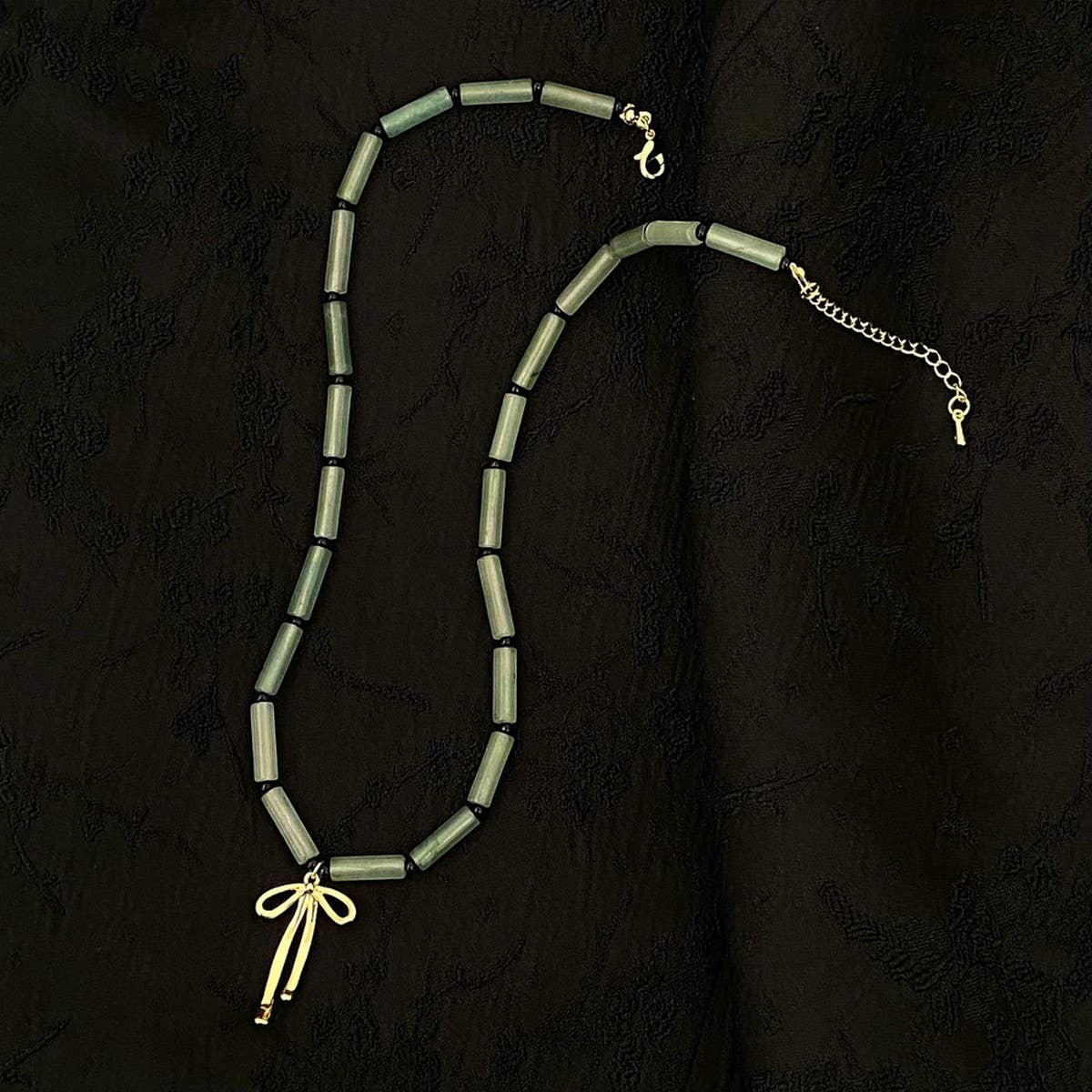 GREEN BAMBOO CHINESE STYLE NATURAL STONE NECKLACE