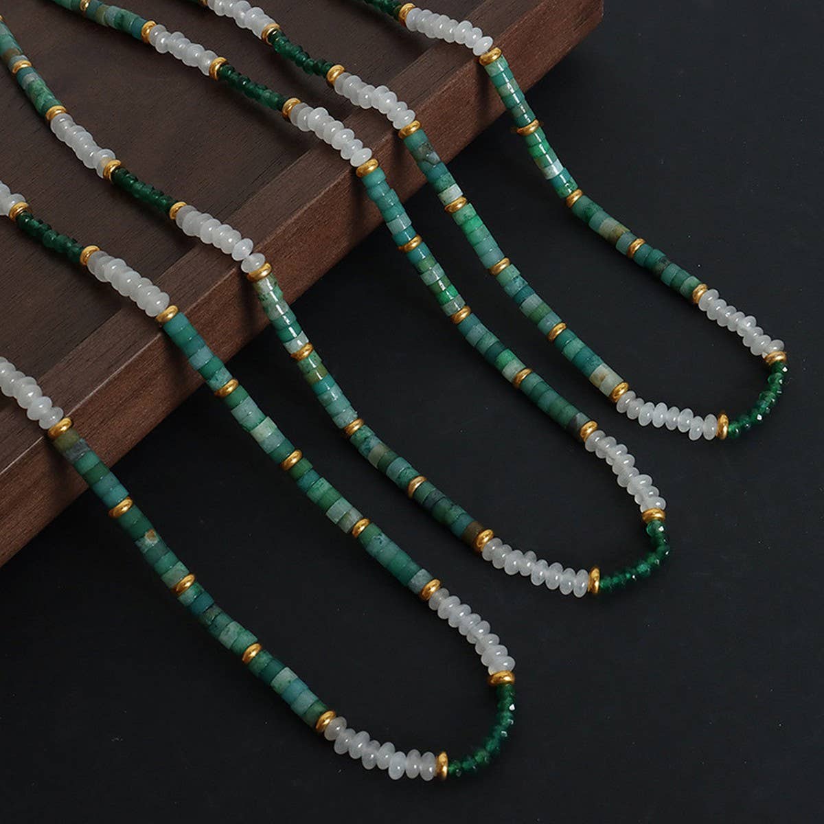BOHEMIAN HANDMADE BEADED NECKLACE_CWAJE1092