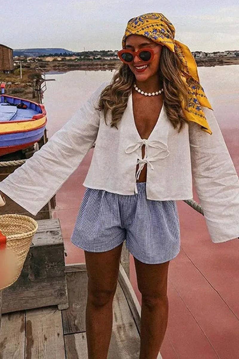 CWTBLL00693_SOLID COLOR DEEP V-NECK FLARED SLEEVE TOP