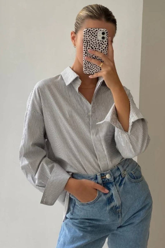 CWTSTL2320_LONG-SLEEVED STRIPED SHIRT WITH HIDDEN BUTTONS