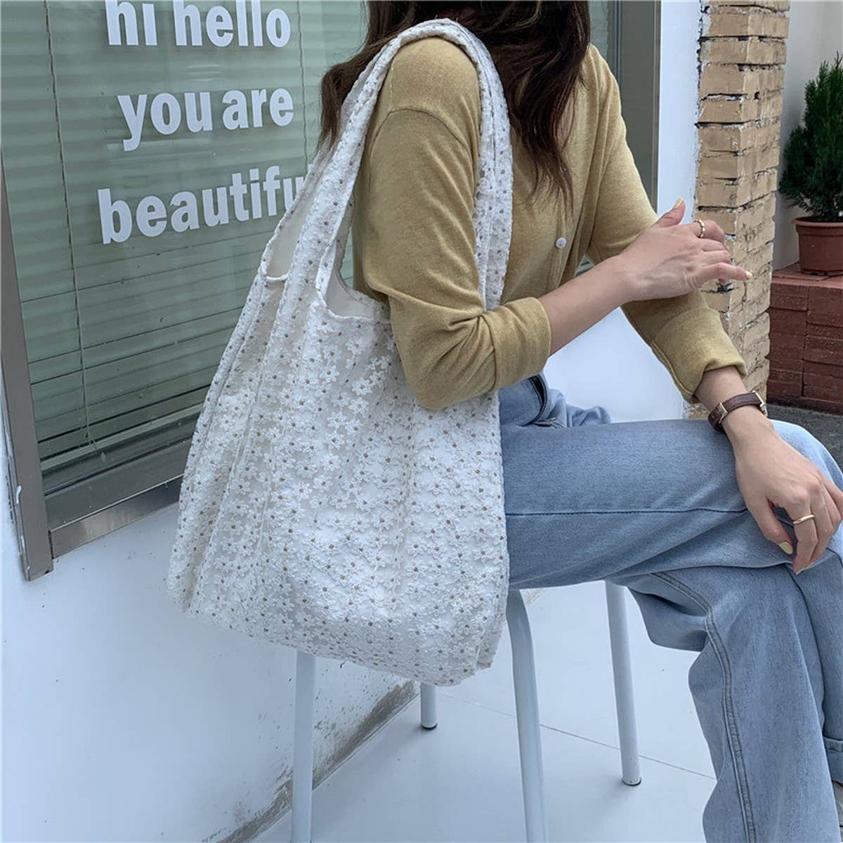 CWAB3907_LARGE CAPACITY SAKURA LACE CANVAS SHOULDER BAG