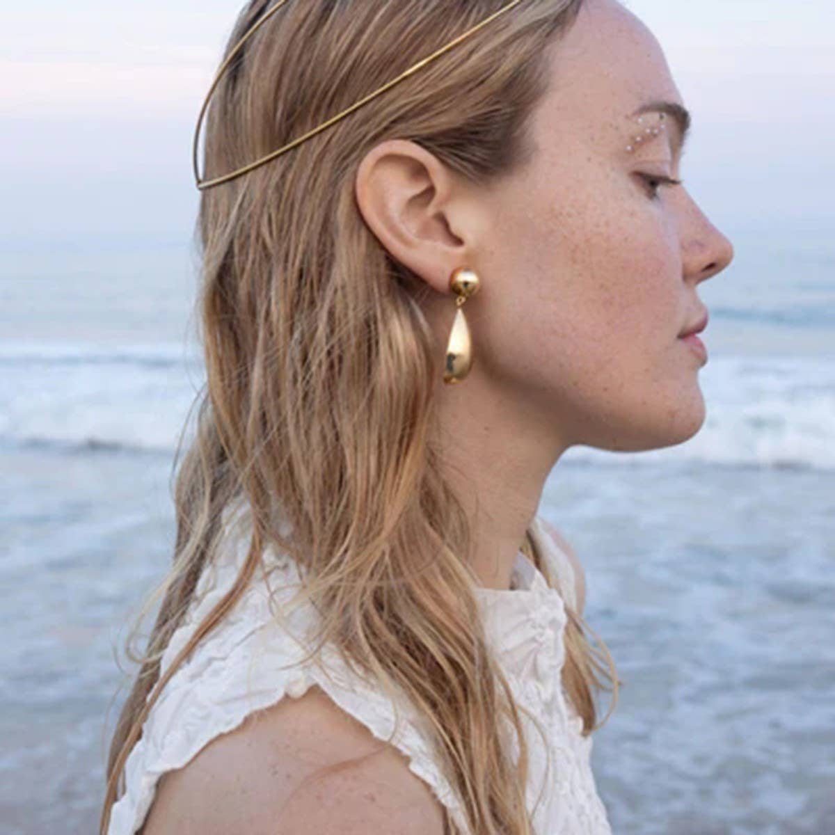 18K GOLD STAINLESS STEEL TEARDROP EARRINGS_CWASC1681