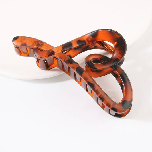 Matte Love Hair Clip with Letter, Stylish Claw_CWAHA1037