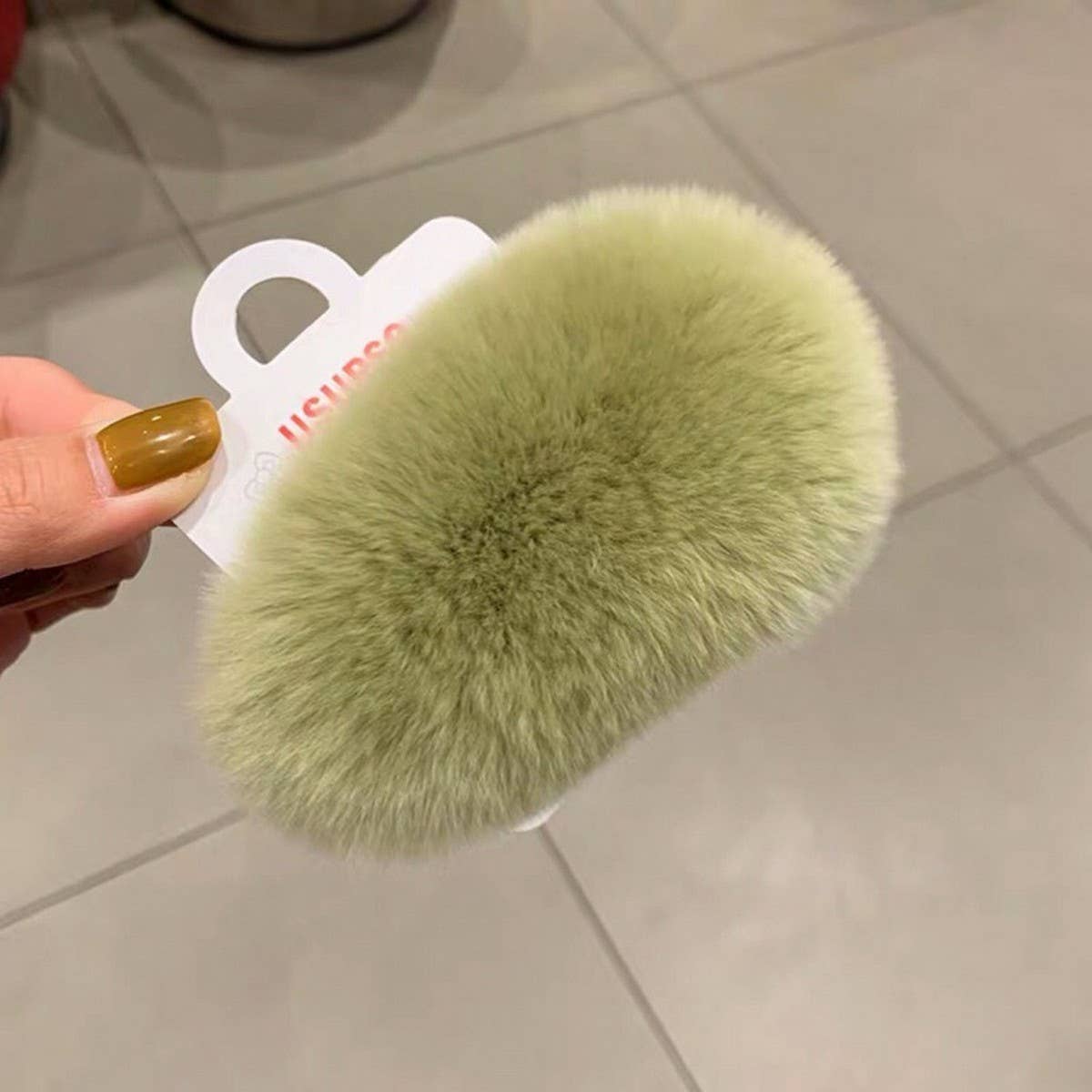 Furry Mink Hair Clip ? Cute Fluffy BB Barrette