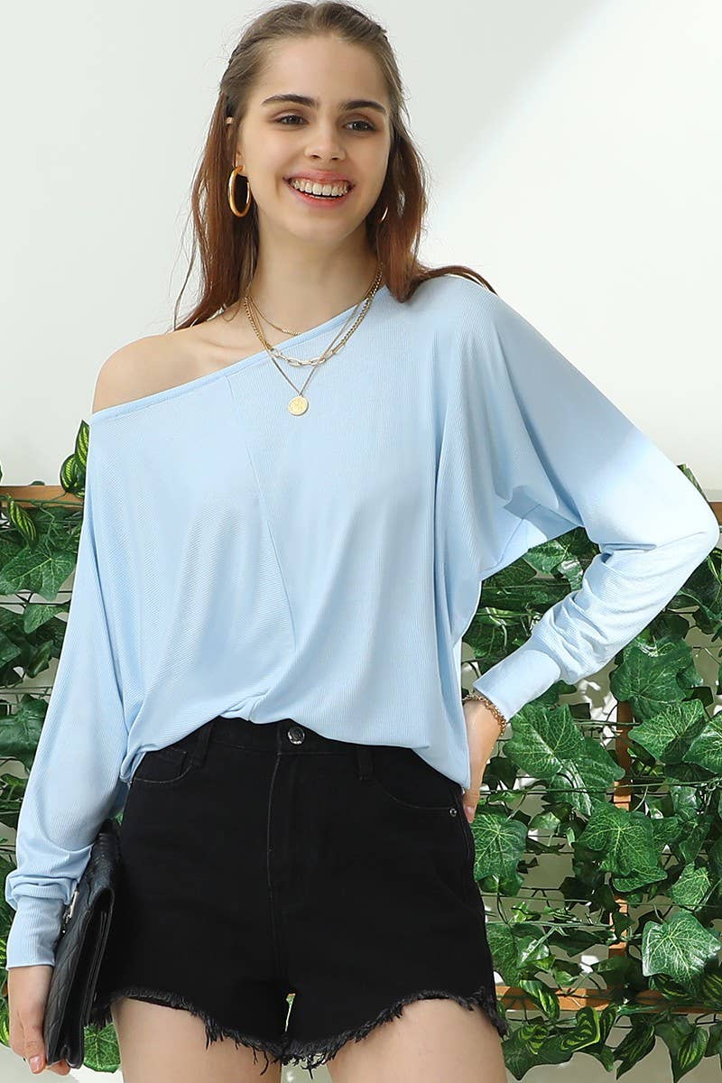 CWTTL1506_ROUND NECK BATWING SLEEVE TOP