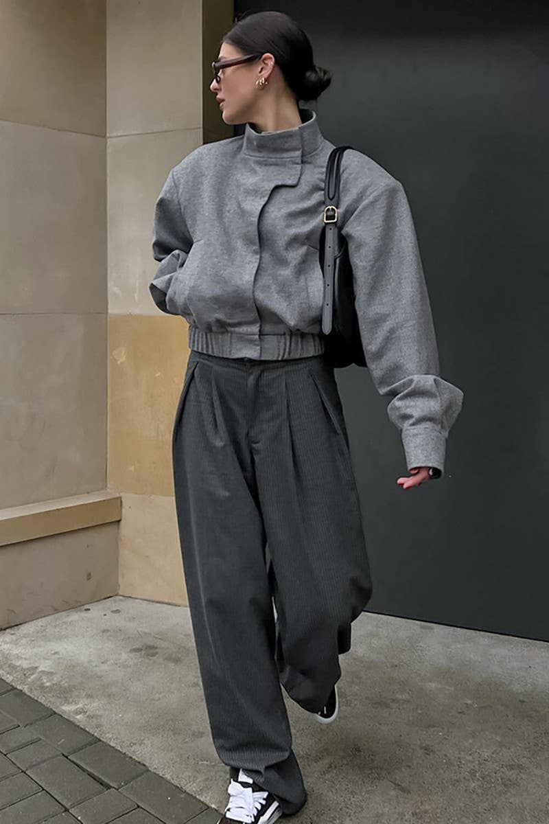 CWOCO1115_GREY SHORT WOOLEN COAT WITH SMALL STAND COLLAR