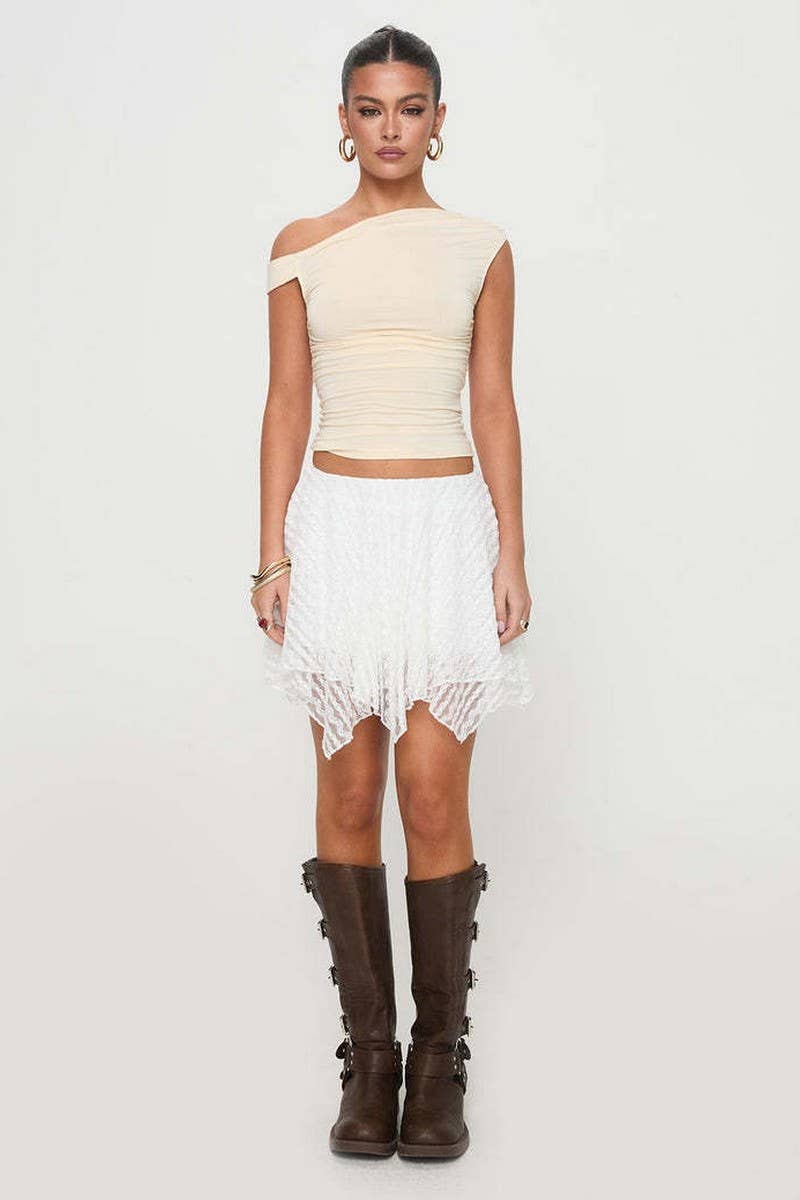 CWBSS0483_WHITE ASYMMETRICAL LACE MESH SKIRT