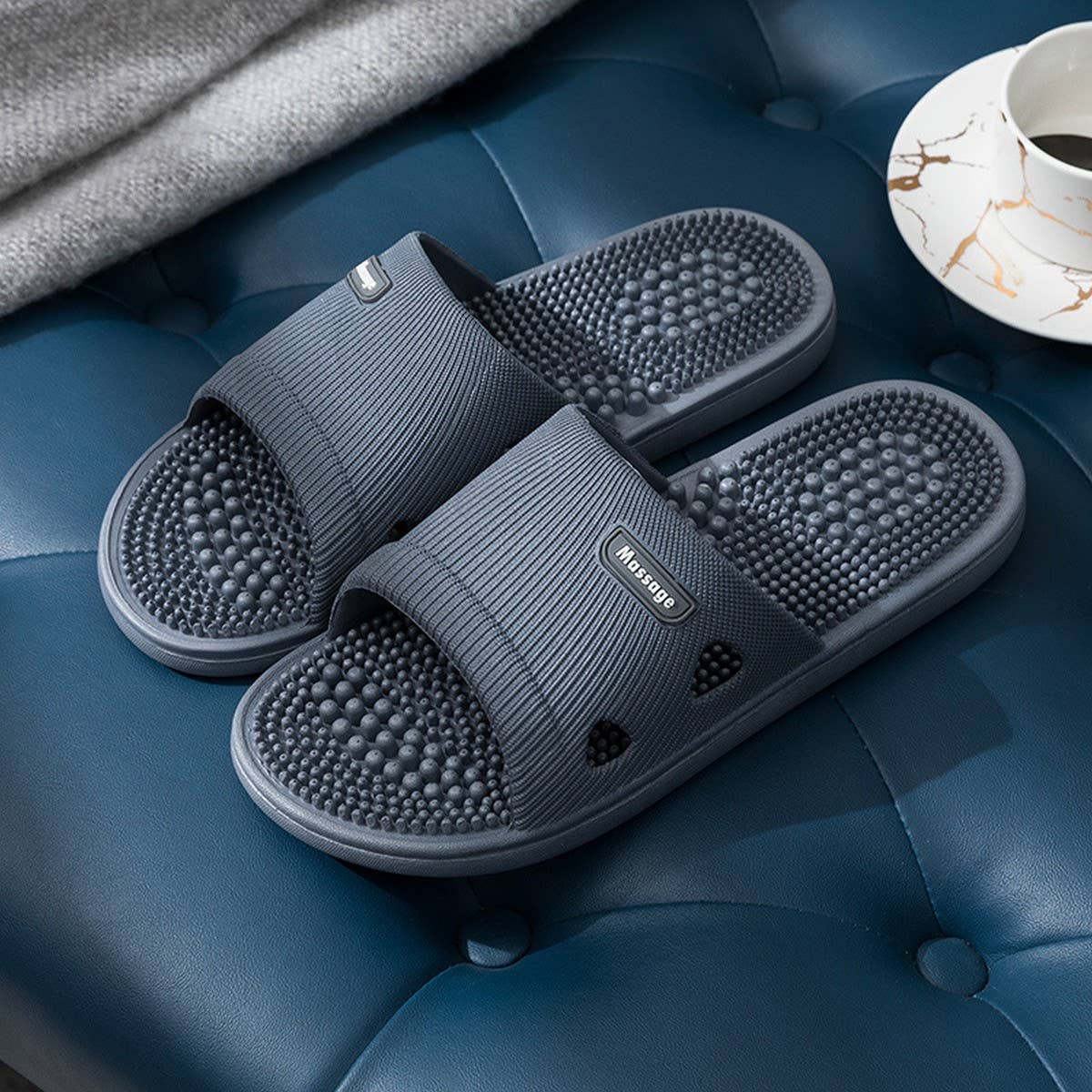HOME SOFT SOLE ANTI-MASSAGE SLIPPERS