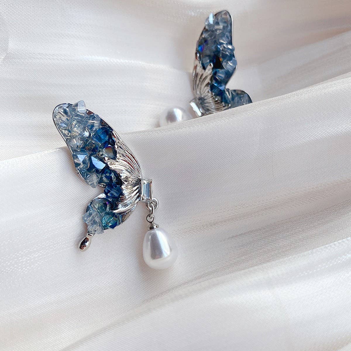 SUPER FAIRY CRYSTAL BUTTERFLY EARRINGS