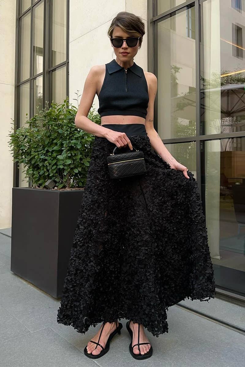 CWBMS0188_AUTUMN SMALL PETAL DESIGN PLASTER SLIT SKIRT