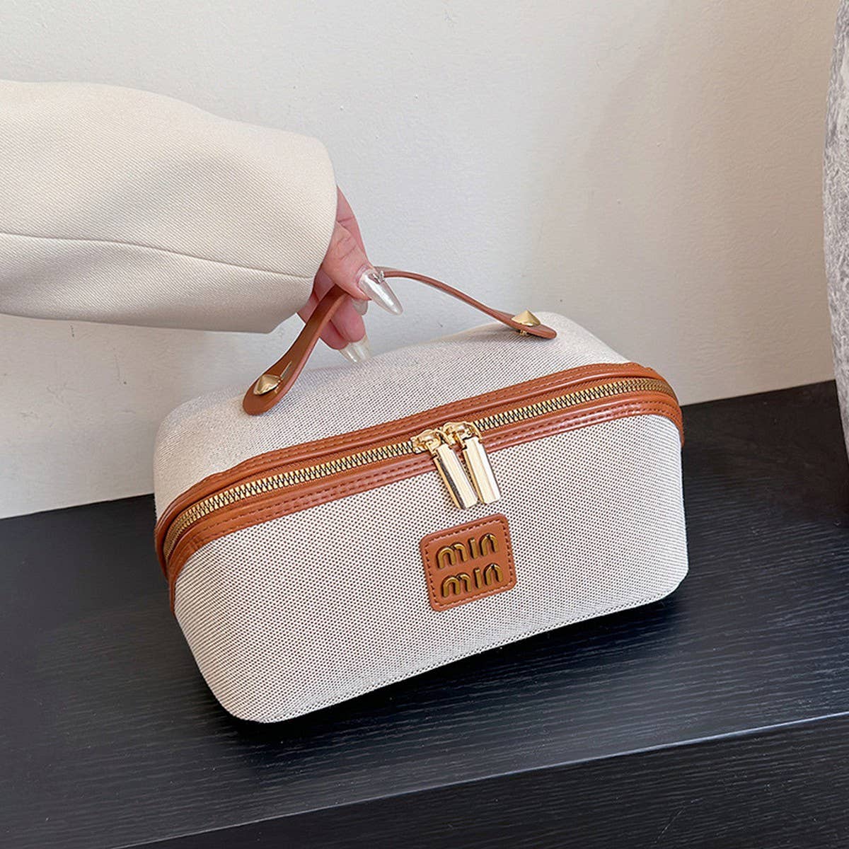NEW FASHION RETRO HIGH-END STORAGE COSMETIC BAG_CWAB4366